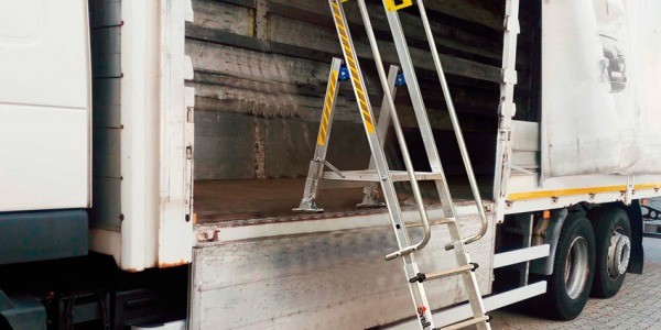 Escaleras para camiones: Clave para un acceso seguro