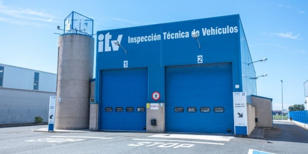 Claves para superar la ITV de tu camión